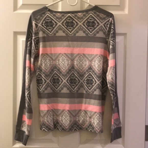 💖Top ONLY💖 Victoria Secret Thermal Sleep Shirt - Picture 5 of 5